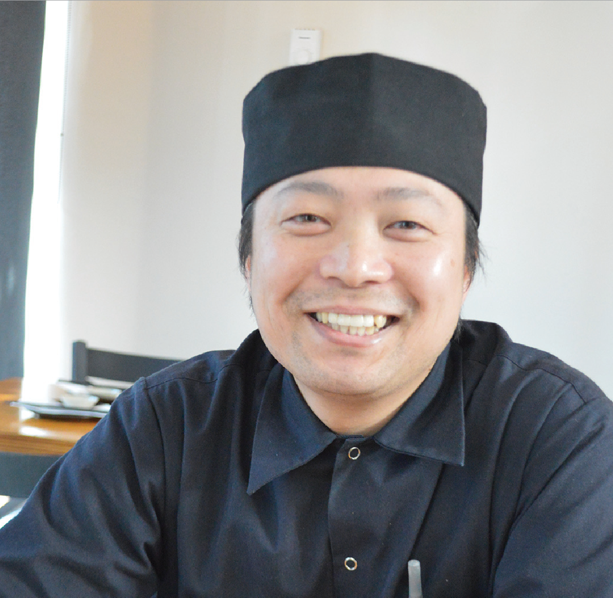 社長訪問：岸本 晃 「Kishimoto Japanese kitchen+sushi bar」 Oops!うっぷす カナダ・バンクーバー情報誌